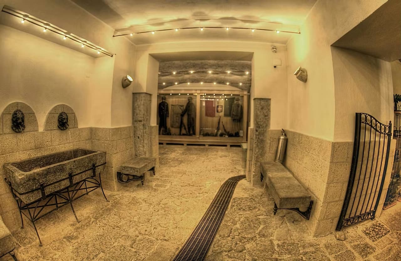 Naples Underground Guided Tour - image 9